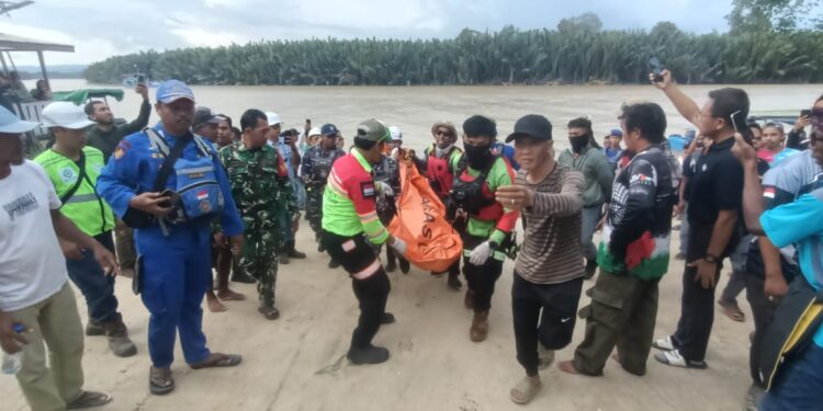 FKDM Apresiasi Tim SAR Gabungan, Temukan 3 Pemancing yang Hilang Usai Kapal Tenggelam