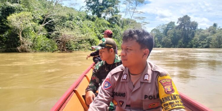 Pencarian Korban Tenggelam di Sungai Meratak Dilanjutkan, FKDM Kutim Apresiasi Tim Gabungan, Ajak Masyarakat Pastikan Kelayakan Perahu Sebelum Aktivitas