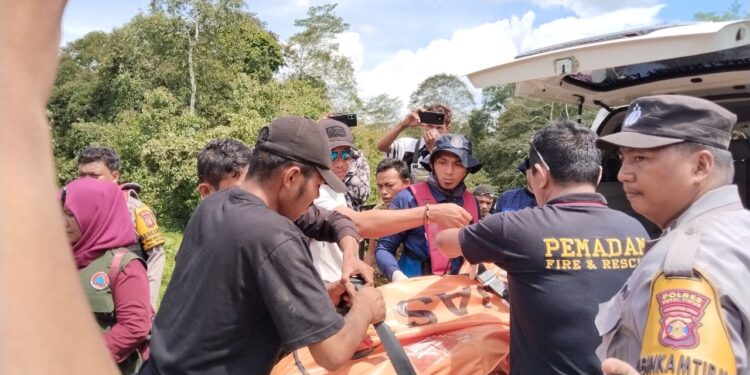 Kondisi Meninggal, Satu Korban Kapal Tenggelam di Bengalon Ditemukan, FKDM Kutim Berharap Korban Lainnya Ditemukan, Ingatkan Tim Gabungan Tetap Hati-hati