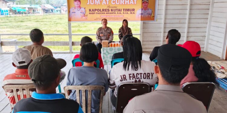 Polsek Muara Bengkal Jadikan Jumat Curhat Ajang Dialog dengan Warga, FKDM Kutim: Kegiatan Positif, Masyarakat Lebih Diayomi