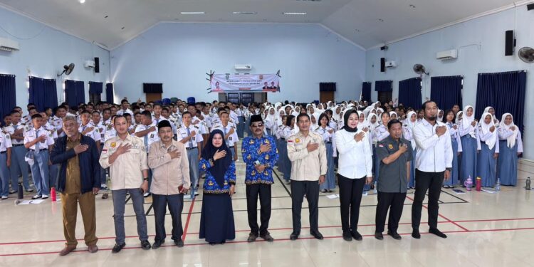 “Say No to Bullying”, FKDM Ajak Pelajar SMAN 2 Sangatta Lawan dengan Prestasi